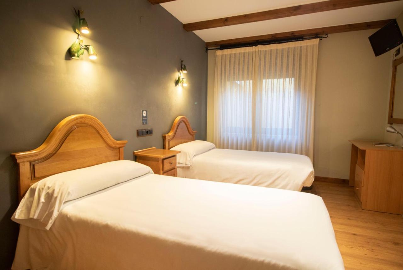 Alda Casco Antiguo Hotel Leon Bagian luar foto
